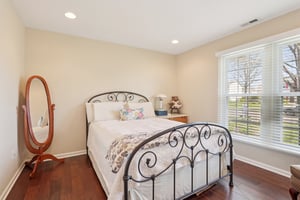 Pickering Dr-S0904-044.jpg