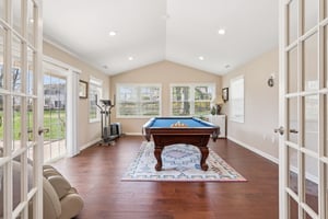 Pickering Dr-S0904-046.jpg