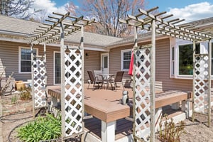 Pickering Dr-S0904-057.jpg