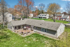 Pickering Dr-S0904-069.jpg