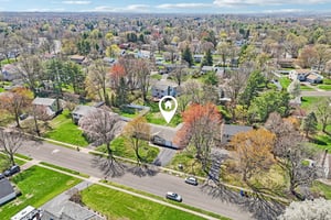 Pickering Dr-S0904-077.jpg