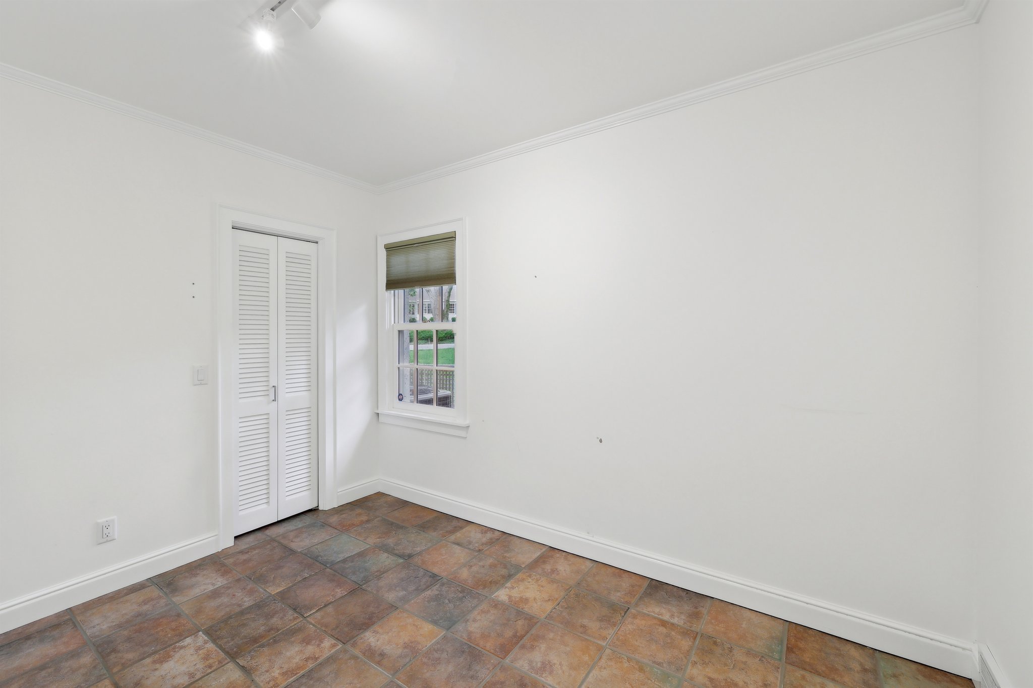 Swarthmore Ct-1705-025.jpg