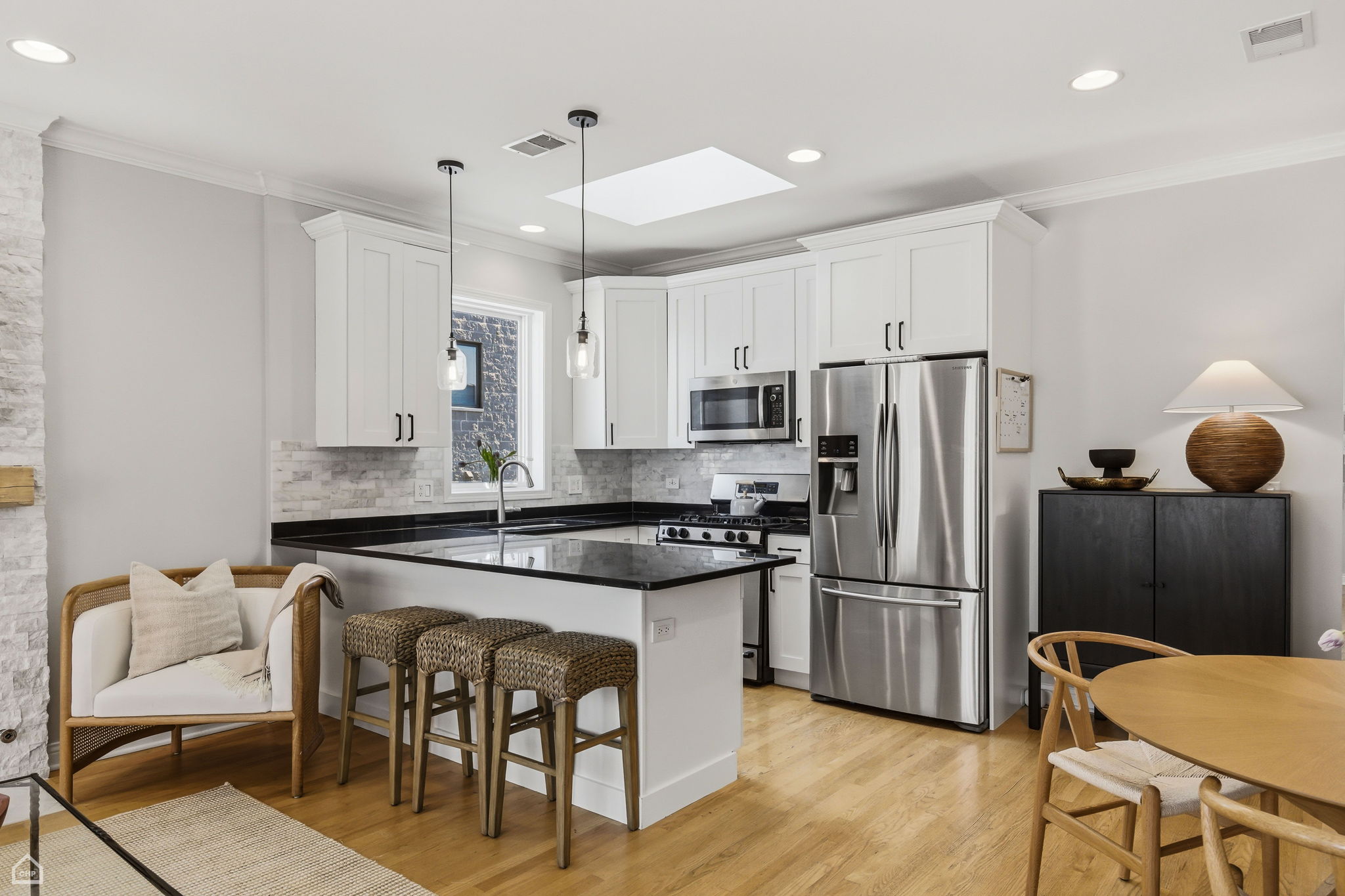 923 W Altgeld St 4 - Jason Stratton_008