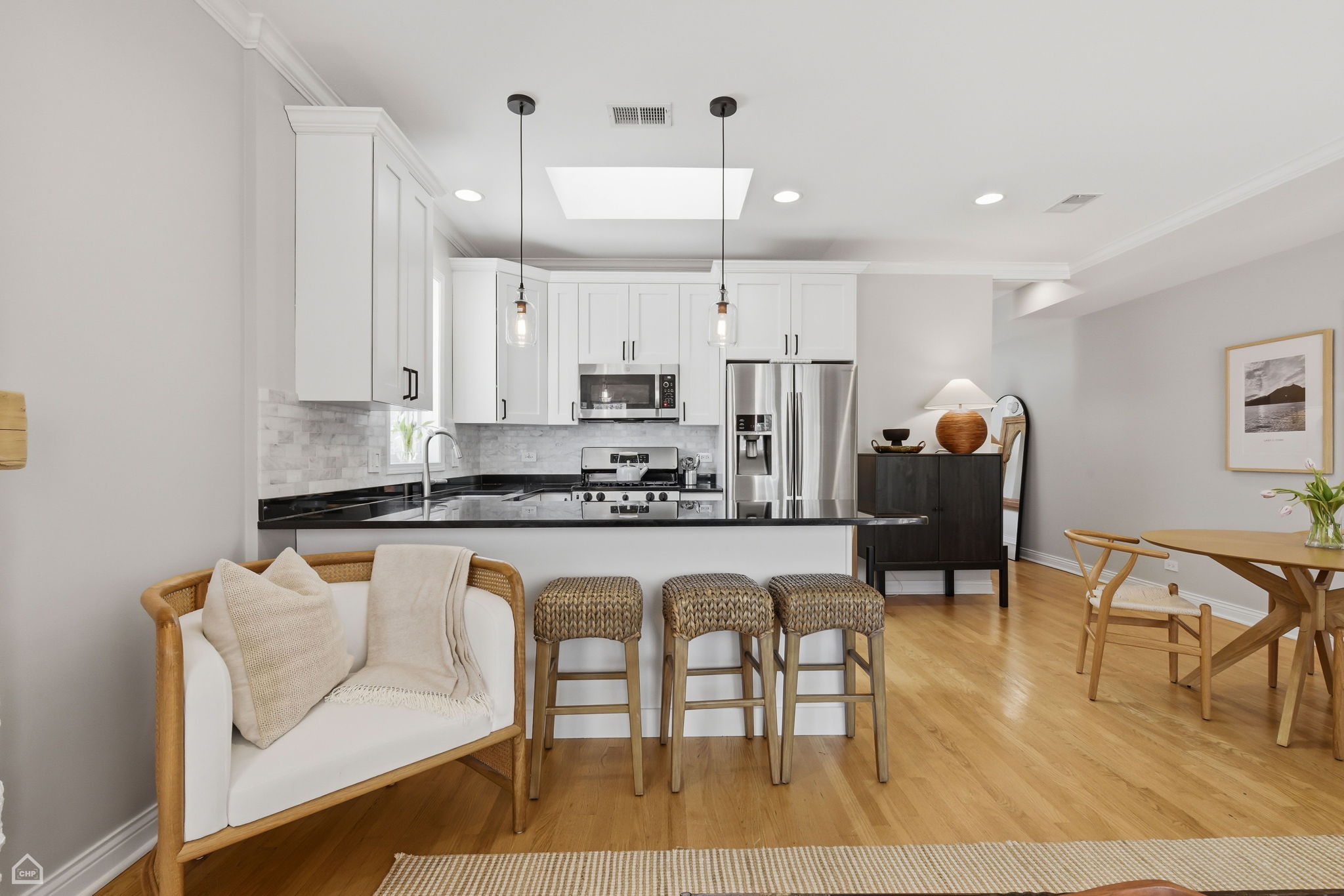 923 W Altgeld St 4 - Jason Stratton_011