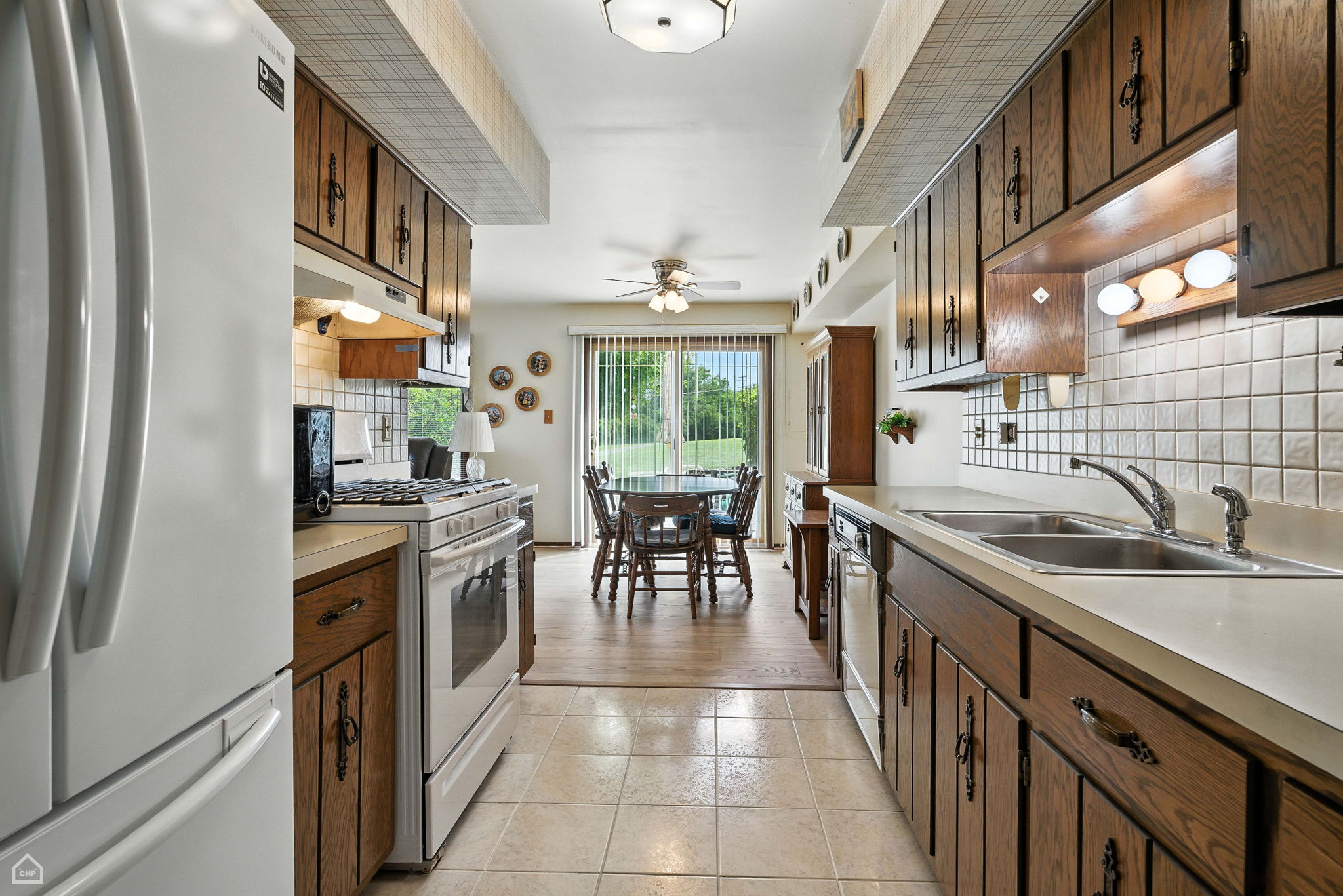 9231 Catherine Ct_012