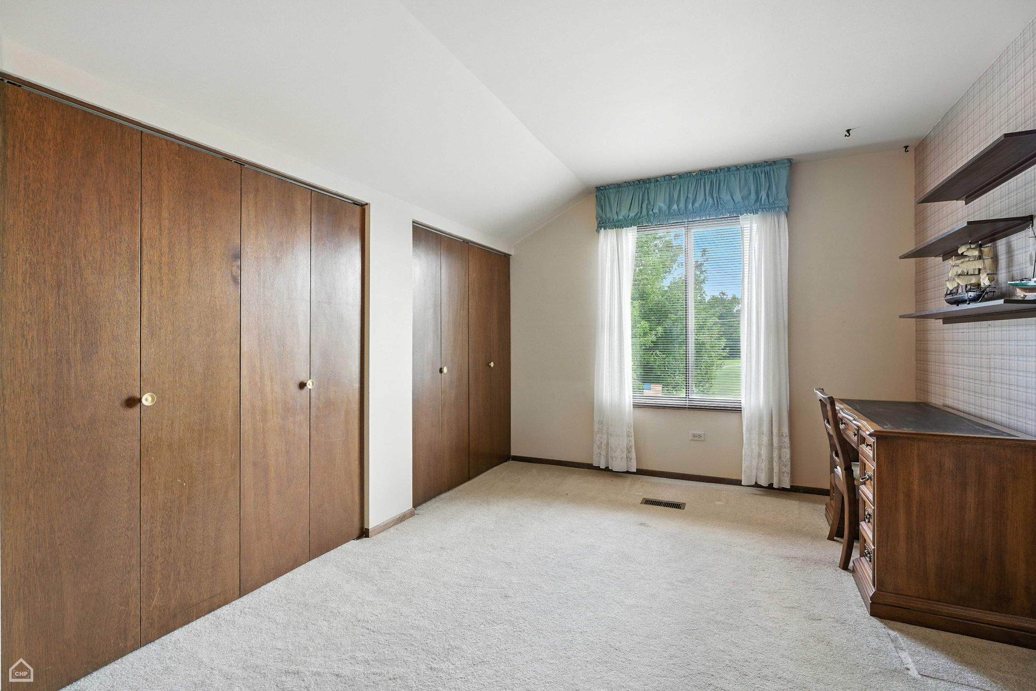 9231 Catherine Ct_021