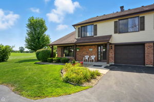 9231 Catherine Ct_004