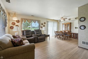 9231 Catherine Ct_009