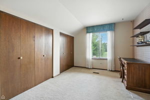 9231 Catherine Ct_021