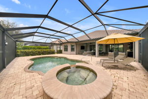 Lanai Pool View 3