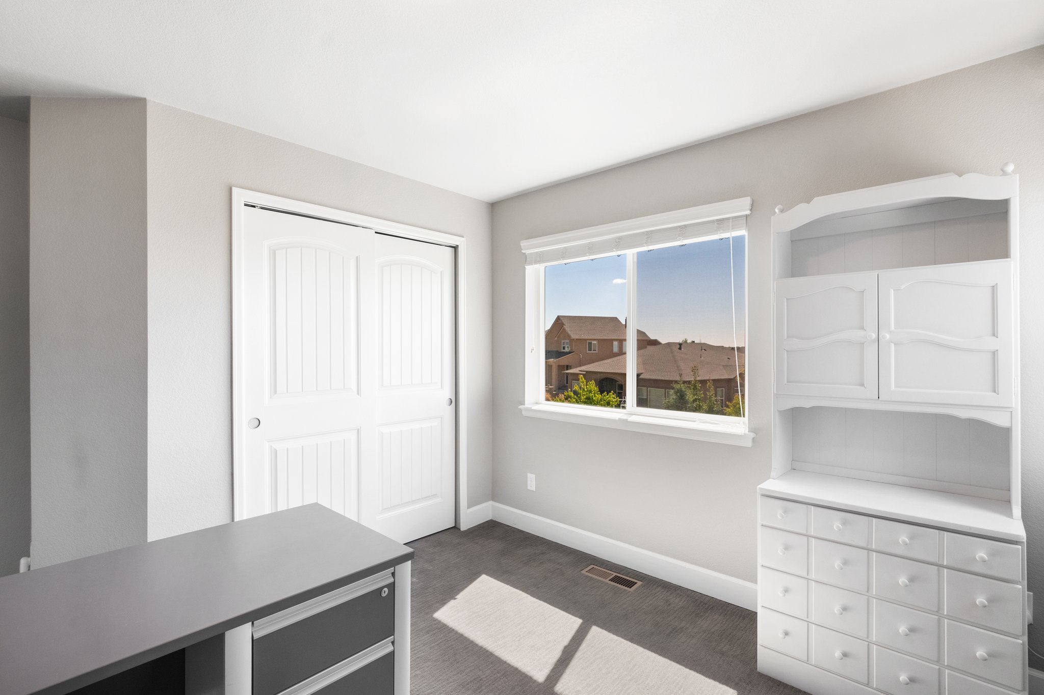 Bedroom/Office