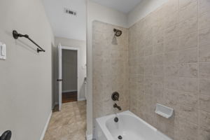  Photo 38