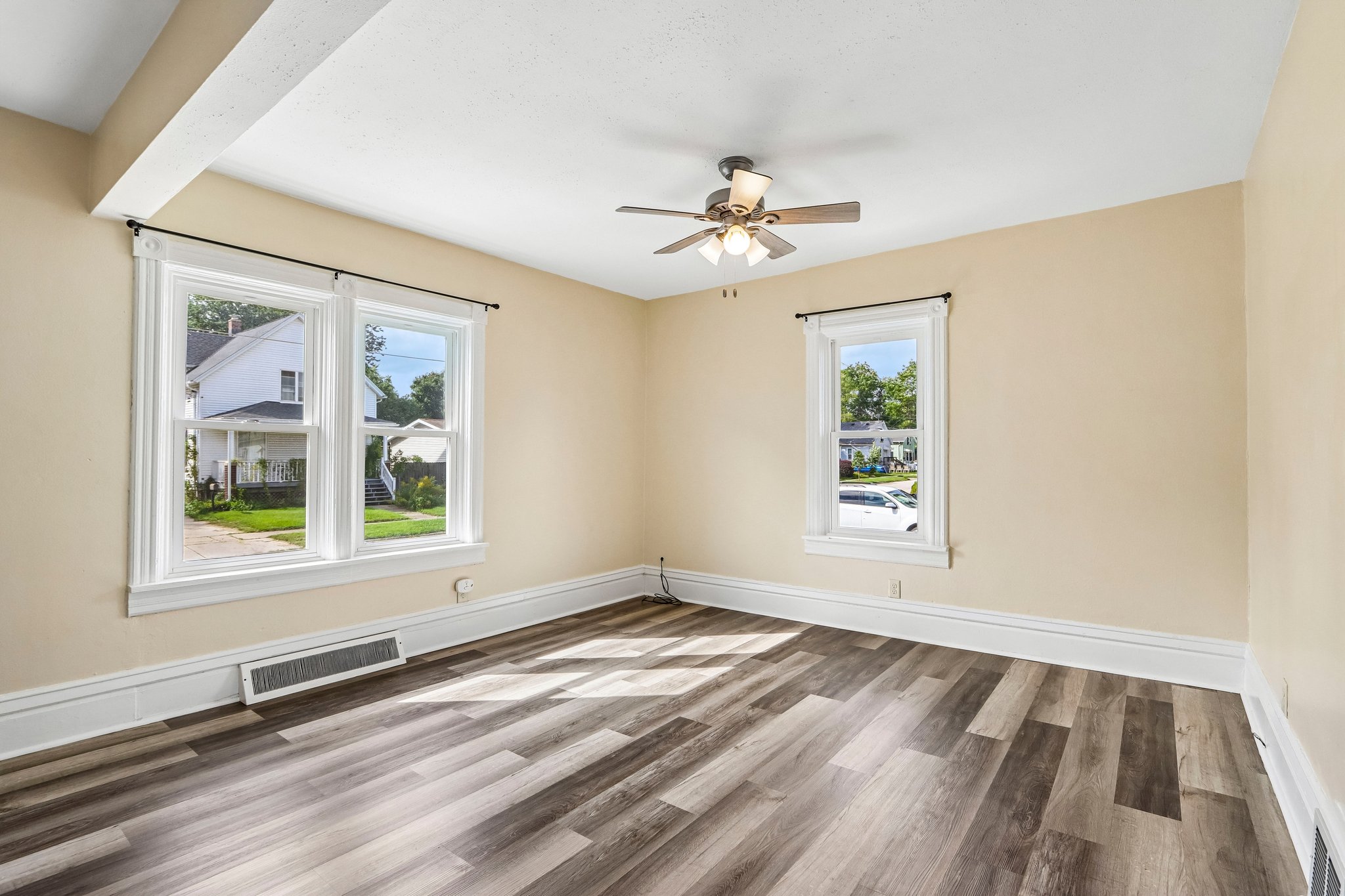 44th St-S2209-011.jpg