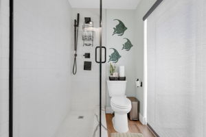  Photo 40