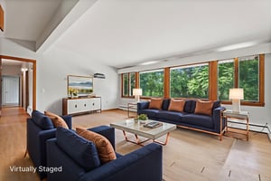 DSC09677 virtually staged.jpeg