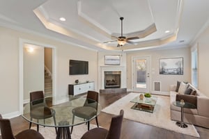 DSC06277 virtually staged.jpeg