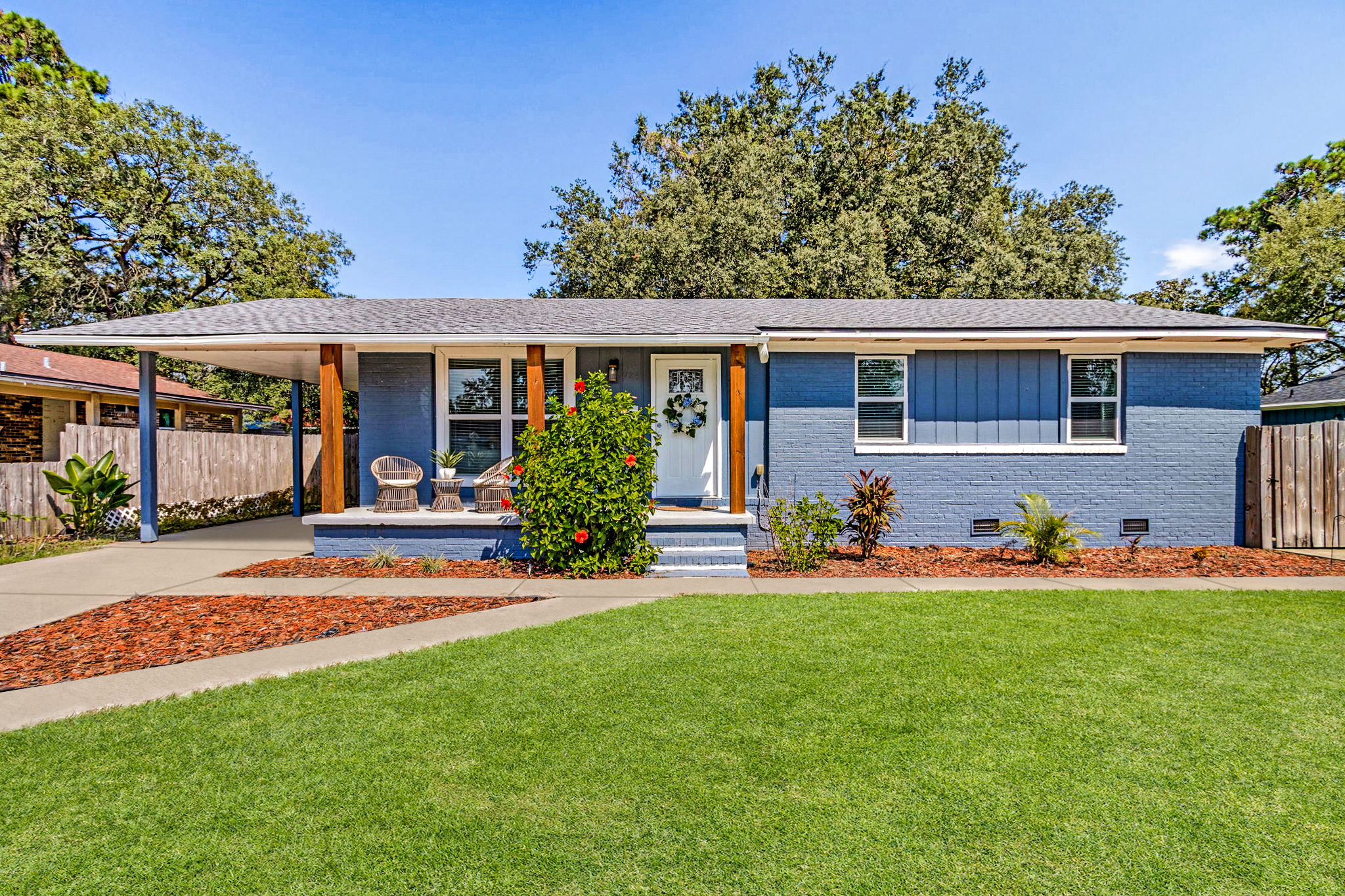 Welcome to 924 Division Street!