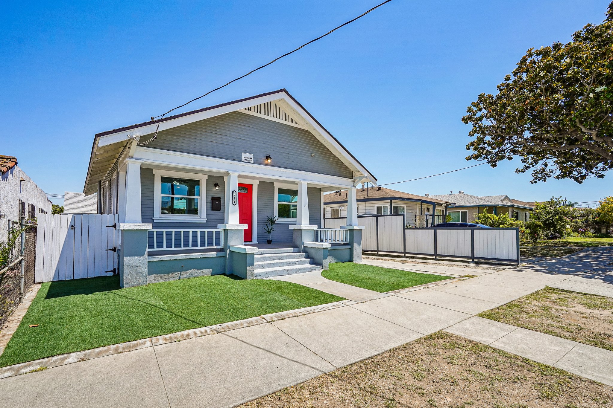 Frigate Ave-S2105-004.jpg