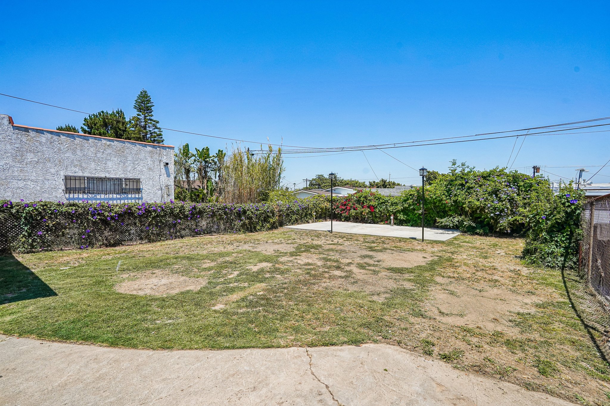 Frigate Ave-S2105-032.jpg