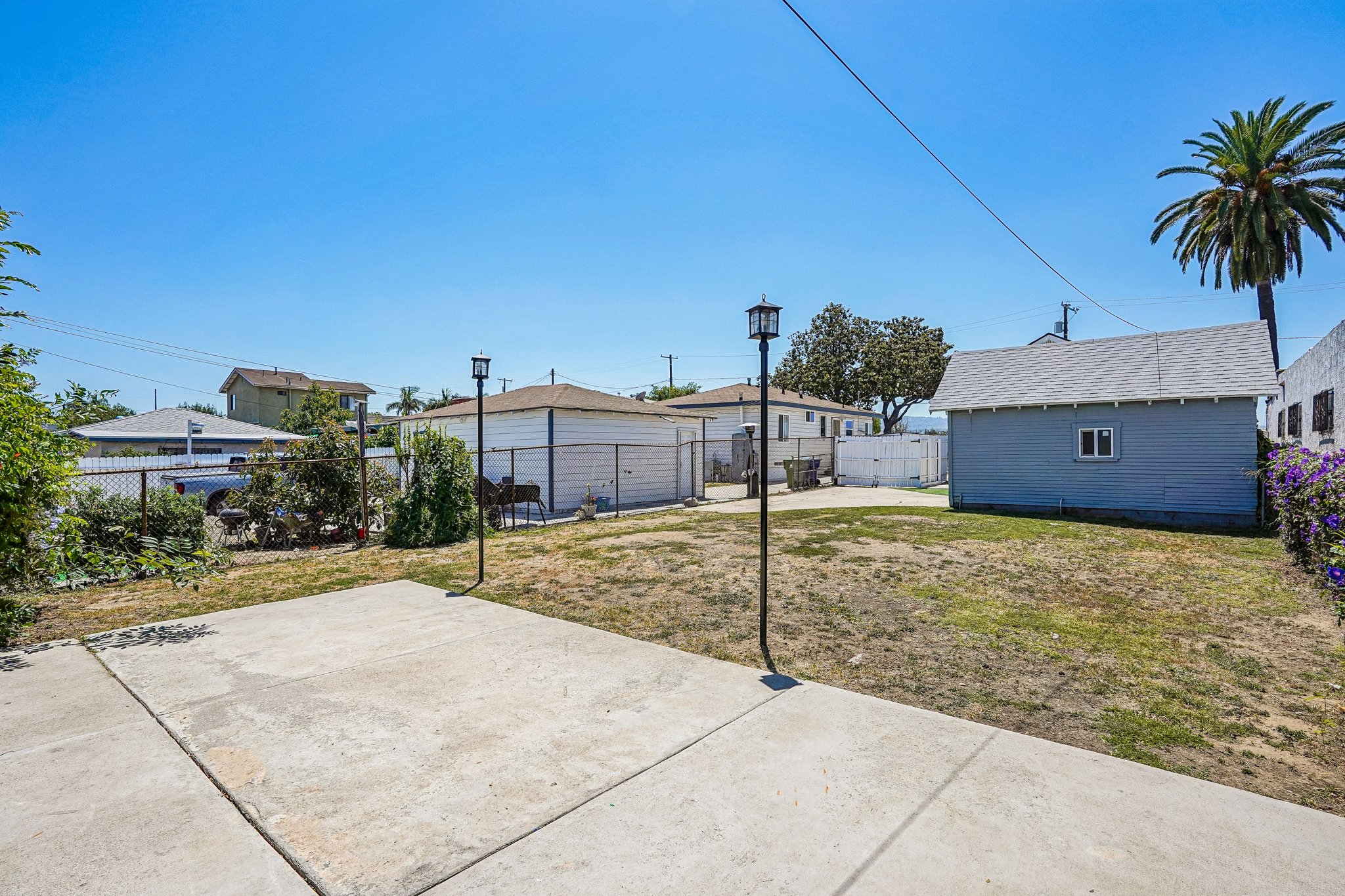 Frigate Ave-S2105-034.jpg