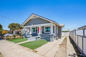 Frigate Ave-S2105-003.jpg
