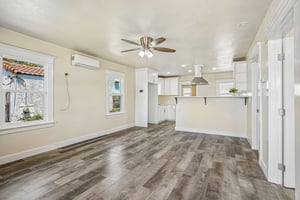 Frigate Ave-S2105-007.jpg