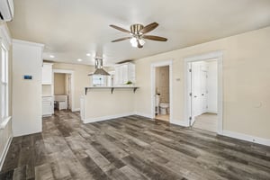 Frigate Ave-S2105-010.jpg