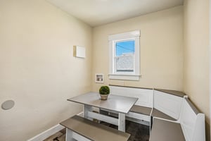 Frigate Ave-S2105-011.jpg