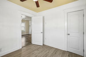 Frigate Ave-S2105-021.jpg