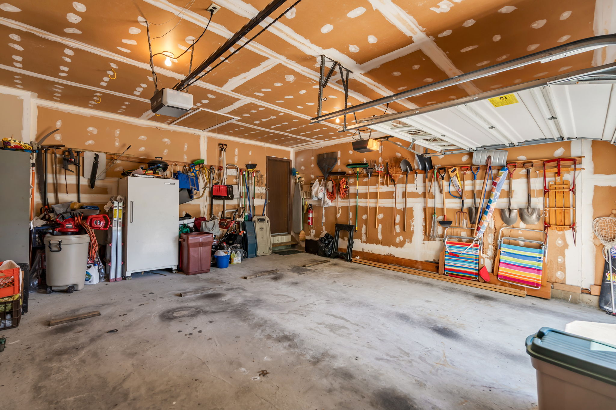 Even more storage w/attic above garage!
