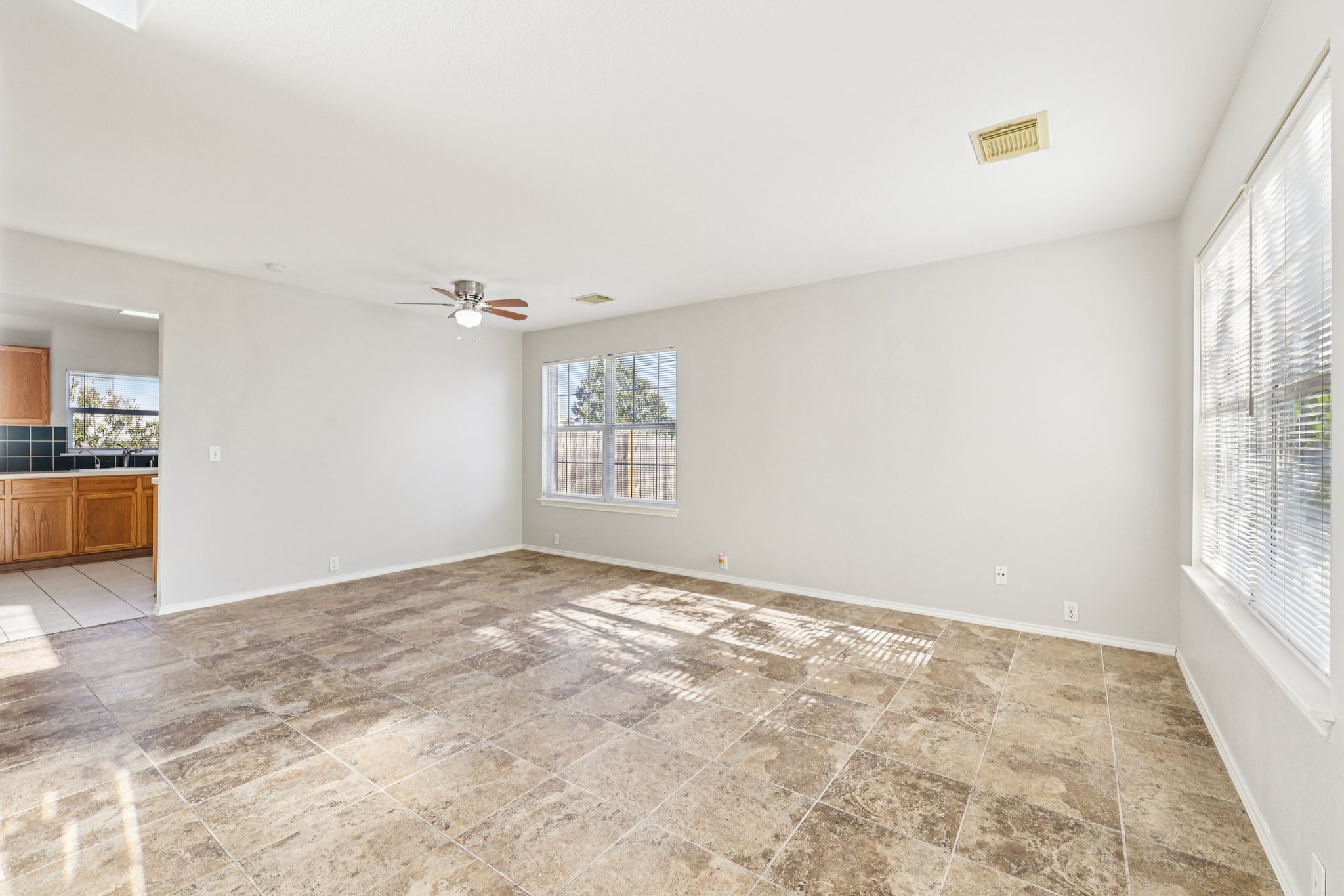 Melted Candle Cv-S1311-013.jpg