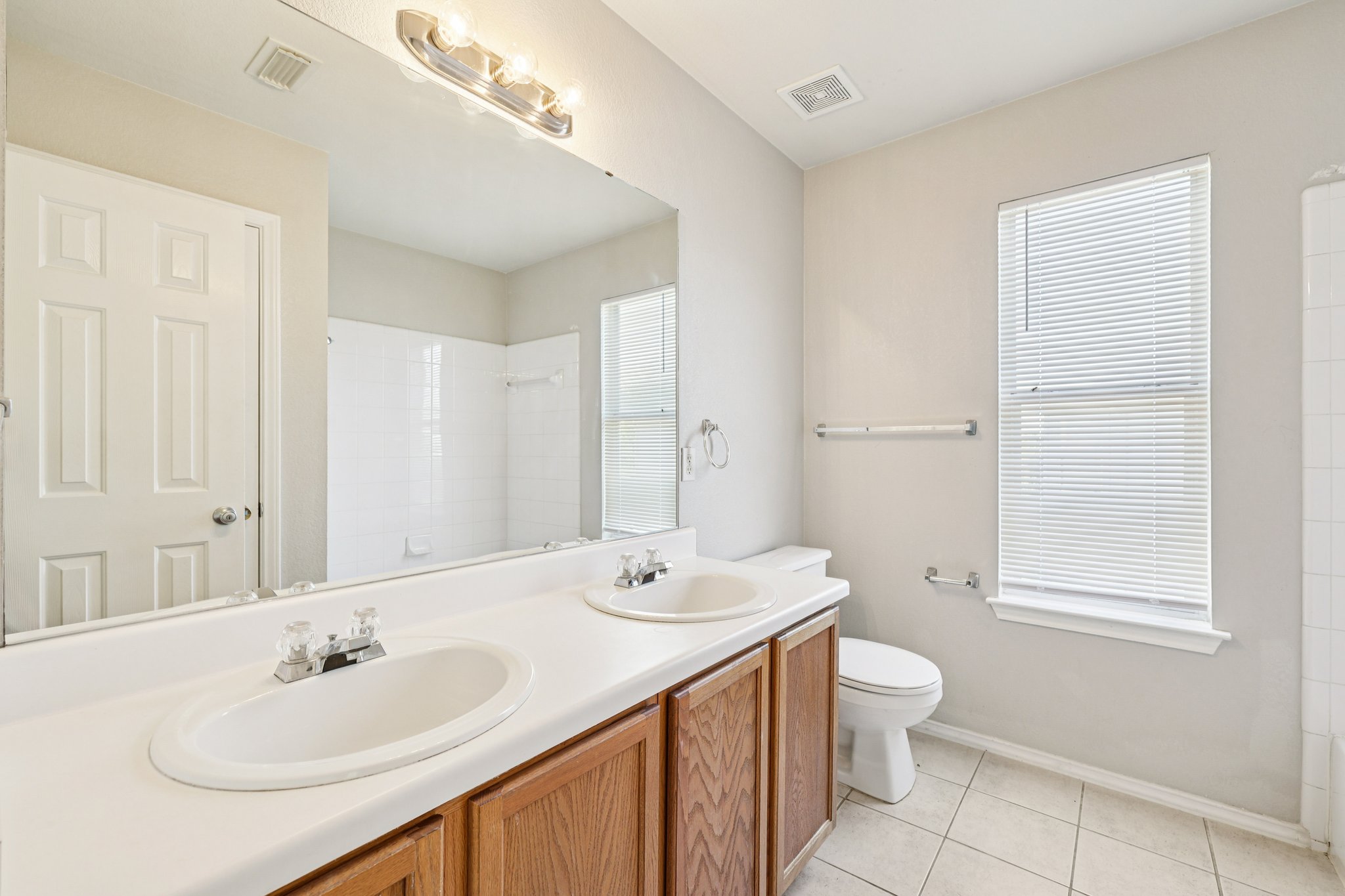 Melted Candle Cv-S1311-023.jpg