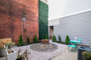  924 N 19th St, Philadelphia, PA 19130, US Photo 5