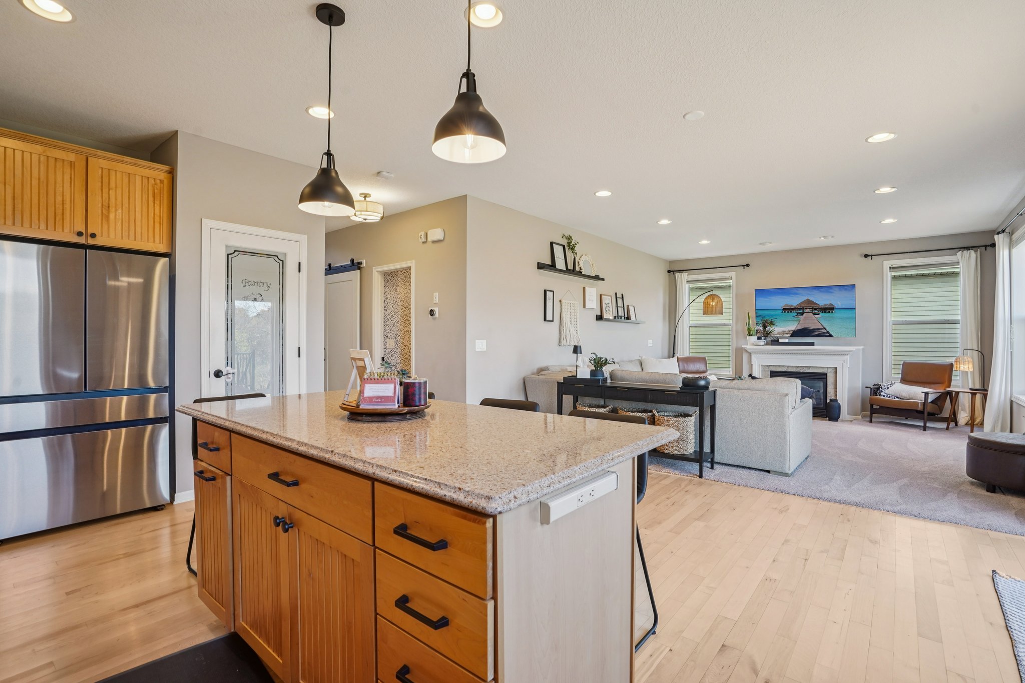 Ellendale Ln-S0411-010.jpg