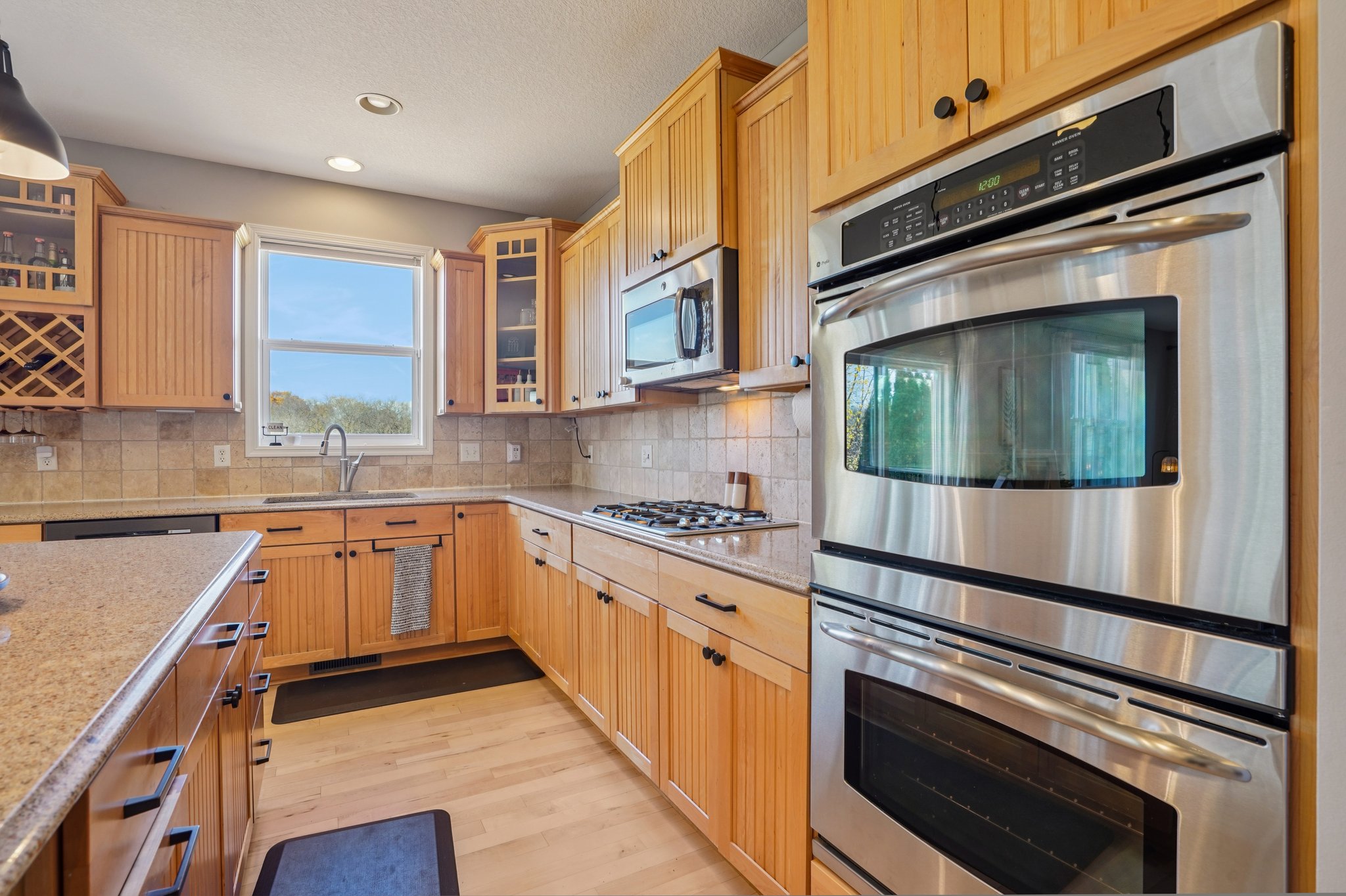 Ellendale Ln-S0411-012.jpg