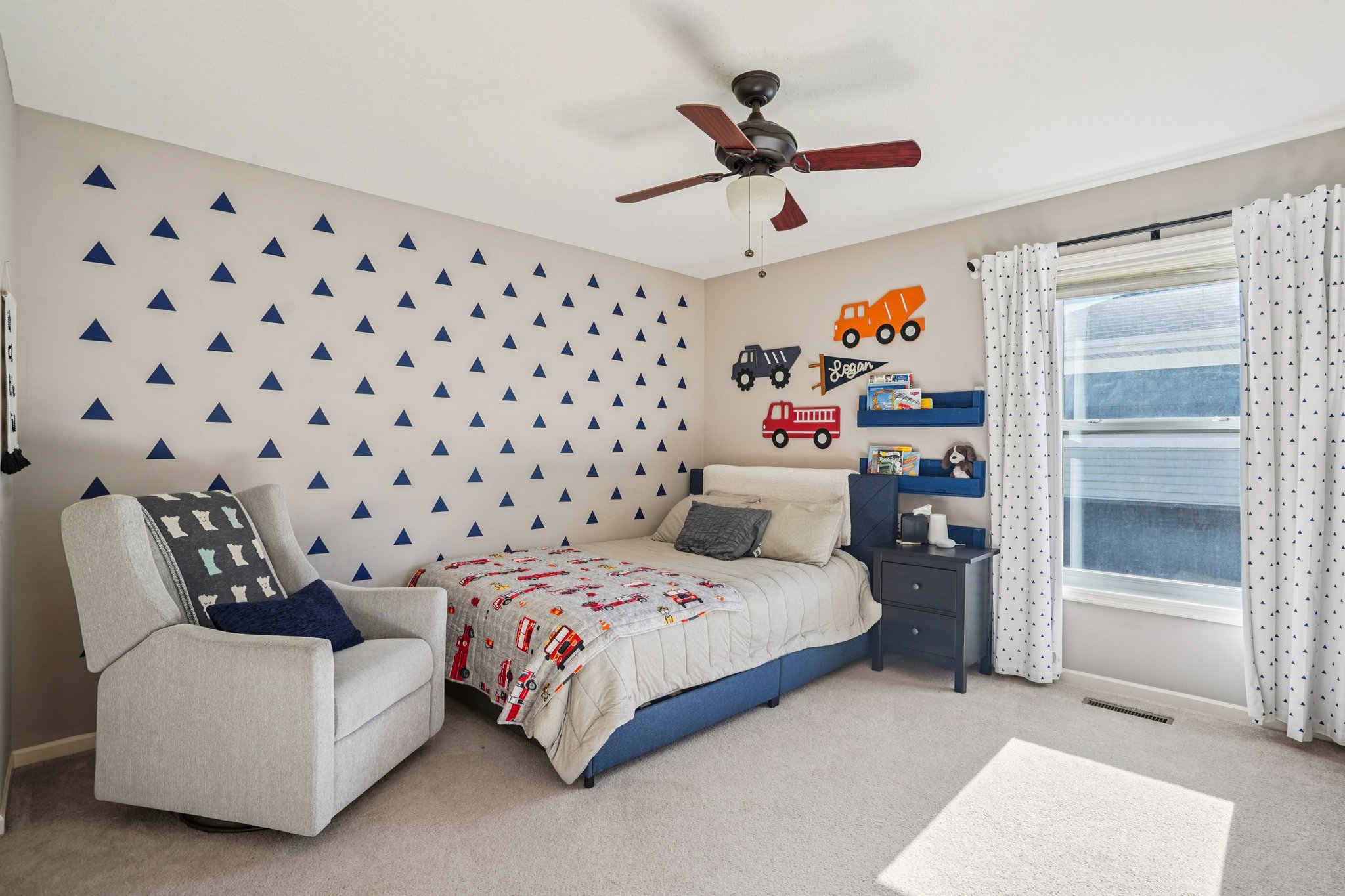 Ellendale Ln-S0411-022.jpg