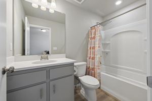  Photo 47