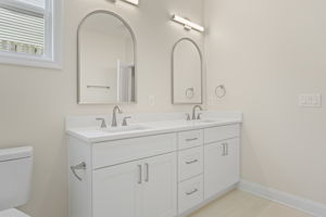  Photo 24