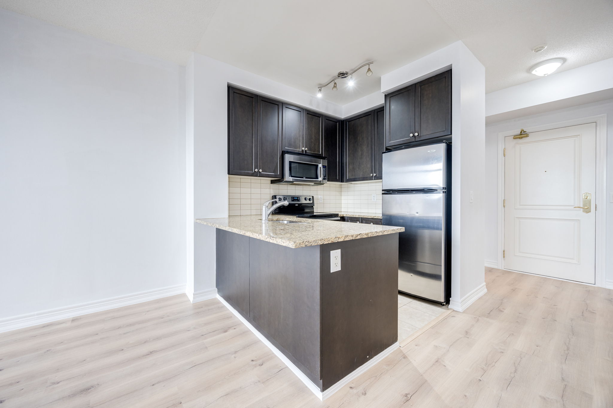 Vaughan property showcase — delivered property photograph 11