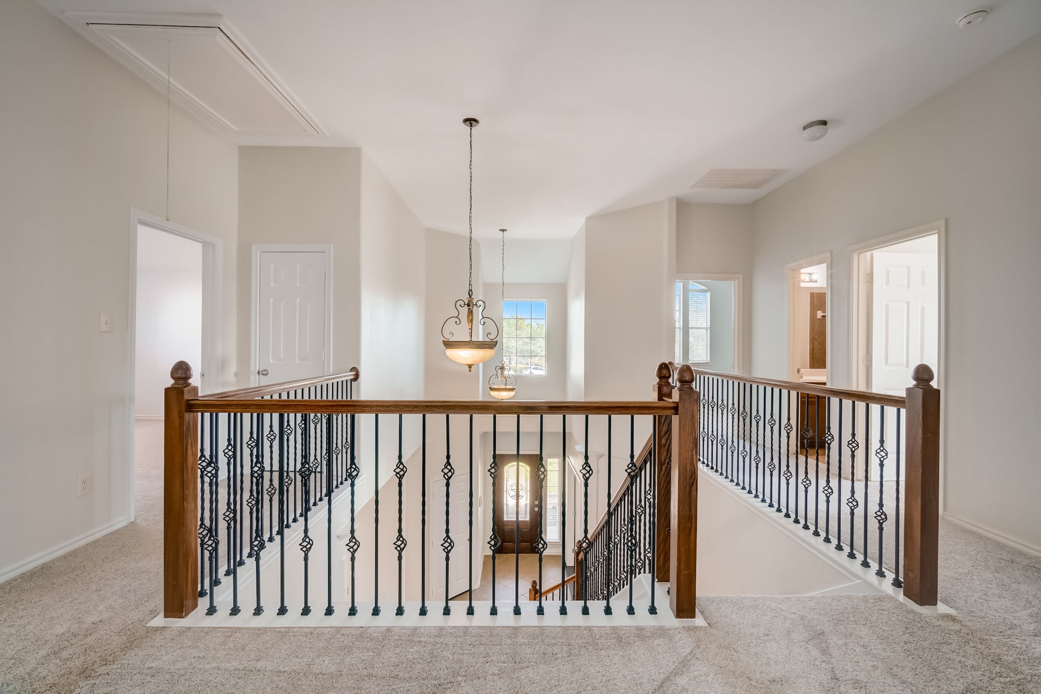  Bethpage Dr-040