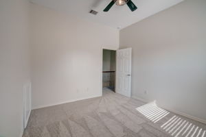  Bethpage Dr-036