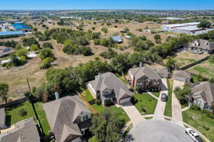  Bethpage Dr-060