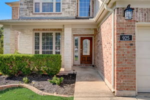  Bethpage Dr-006