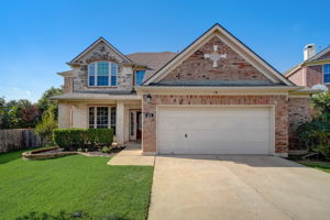  Bethpage Dr-002