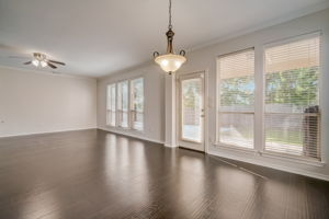  Bethpage Dr-019