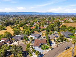 010_F8_AERIAL_925 Dorel Dr
