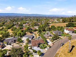 011_F8_AERIAL_925 Dorel Dr