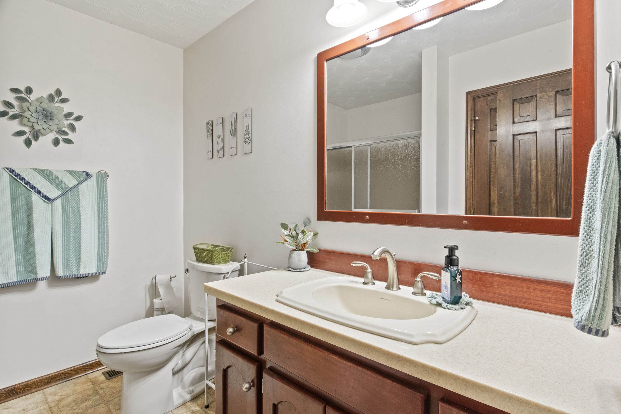 Main Bathroom