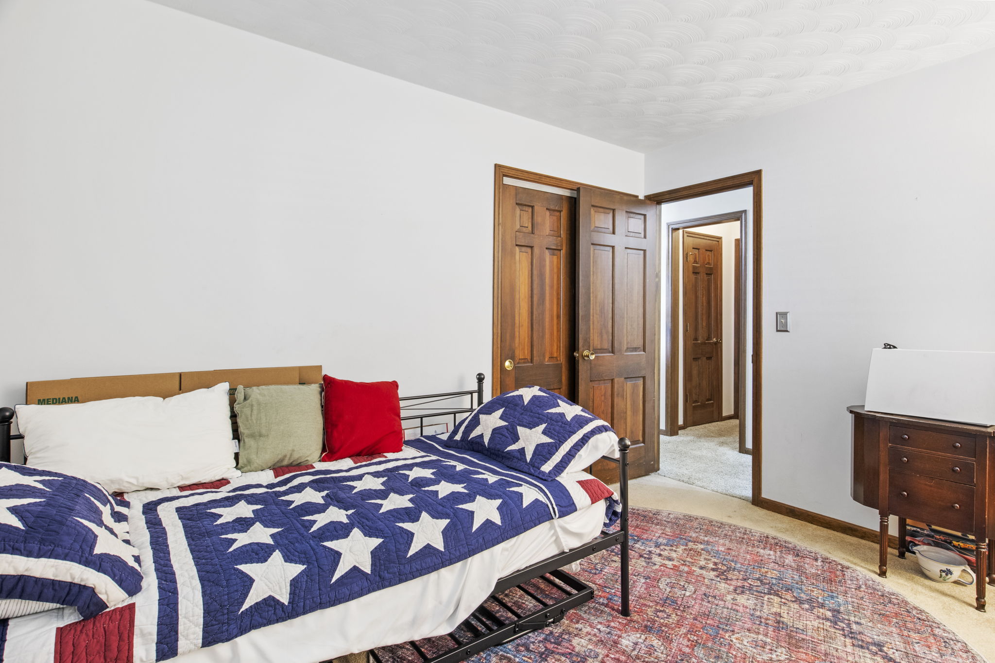 Bedroom/Office