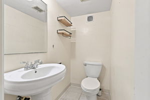  Photo 32